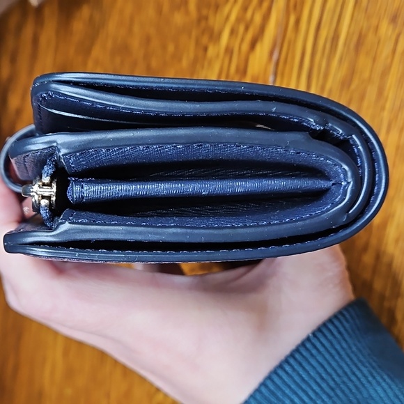 Kate Spade Spencer Paper Boats Medium Wallet NWT - Picture 3 of 10